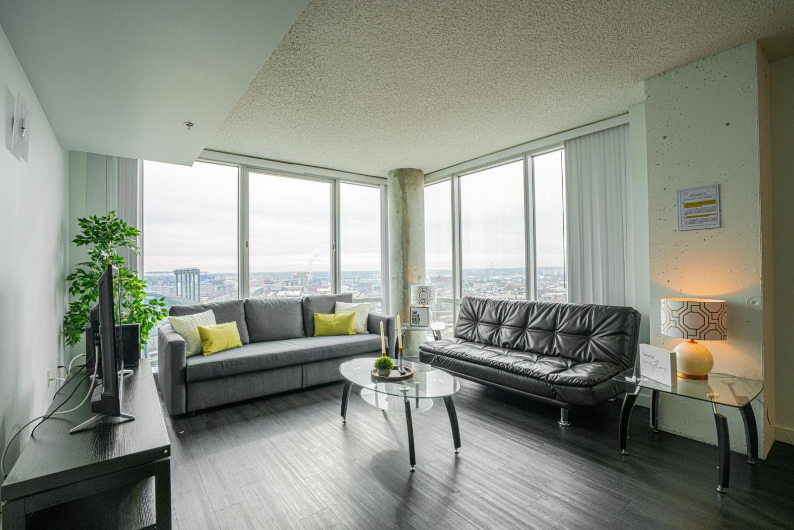 Heaven On Baltimore Downtown Fully Furnished Apartments banner image