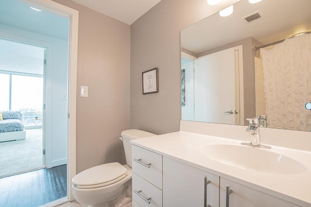 Heaven On Baltimore Downtown Fully Furnished Apartments Image 25